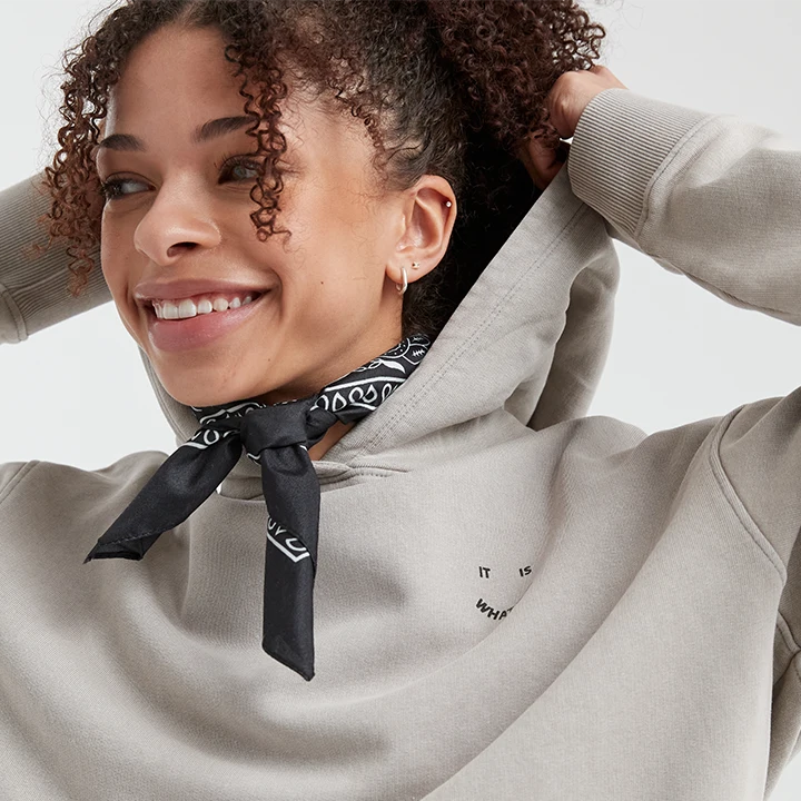 Sweatshirts & Hoodies (F)