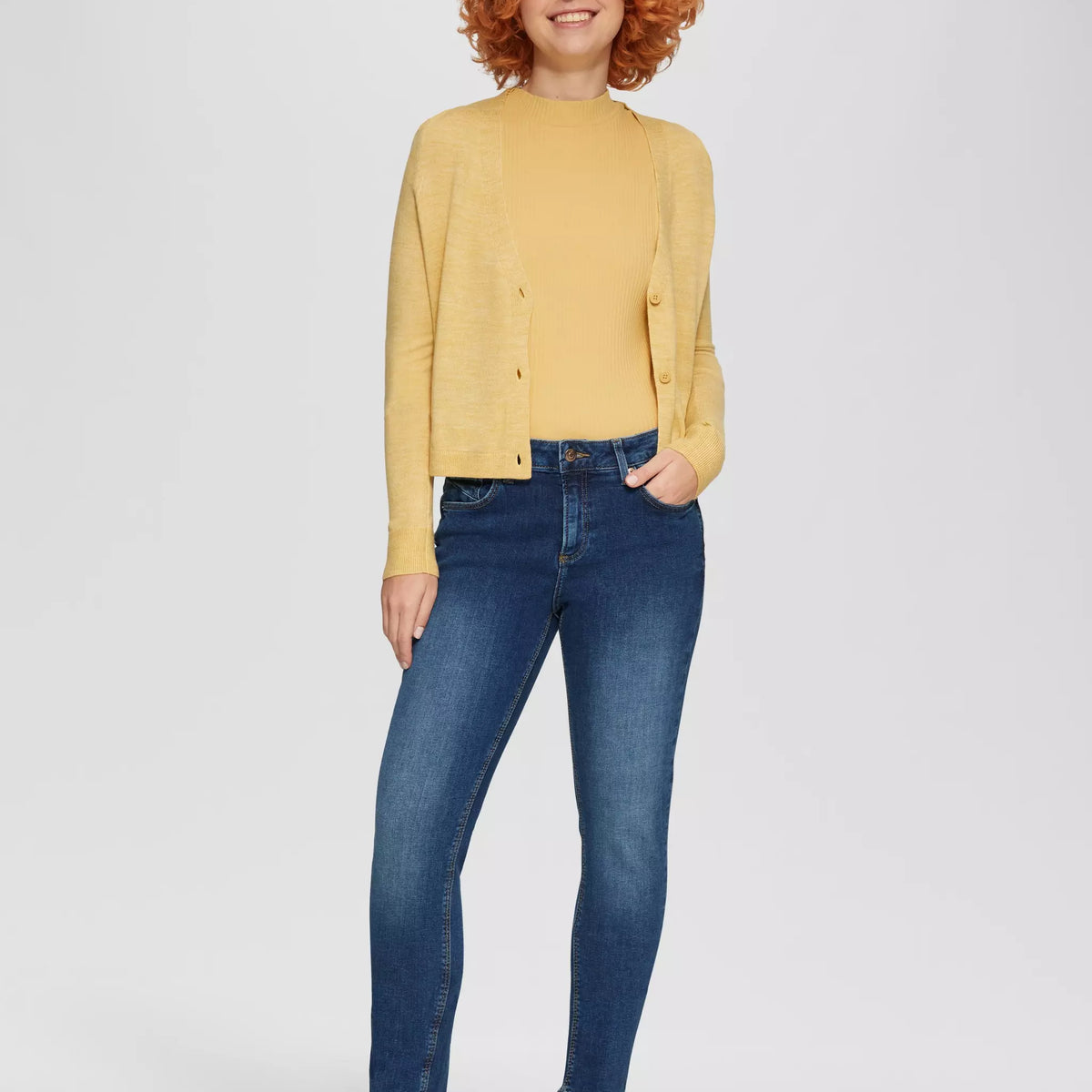 Jeans Catie Slim Fit Mid Rise Slim Leg – QS