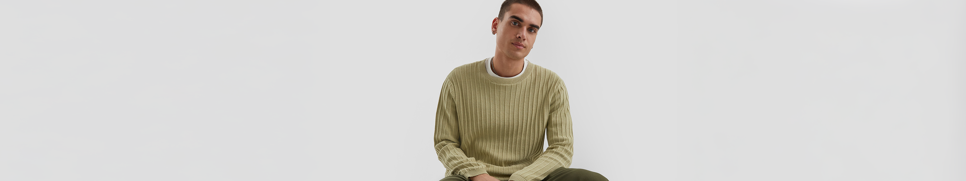 Pullovers & Cardigans (M)