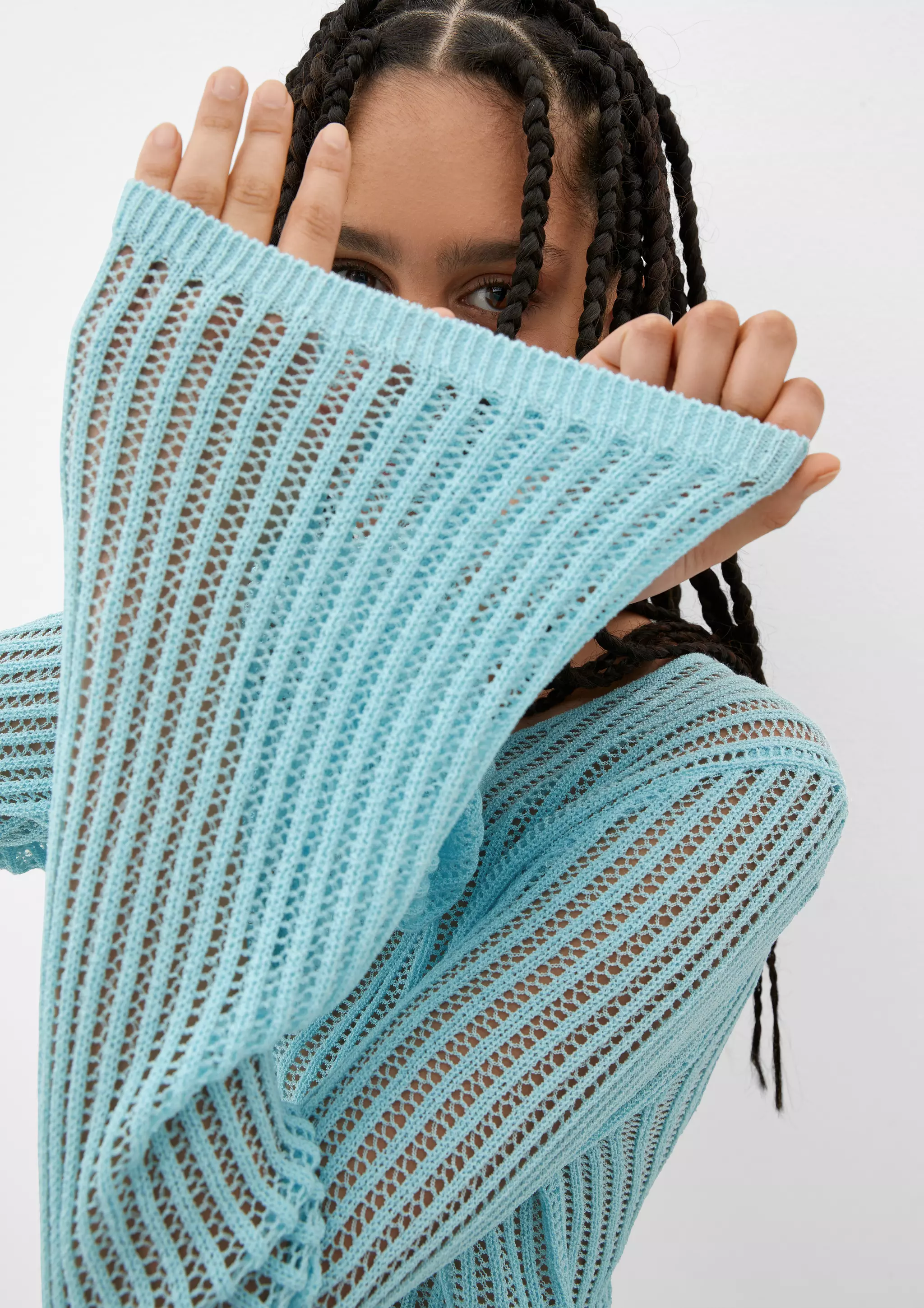 6045