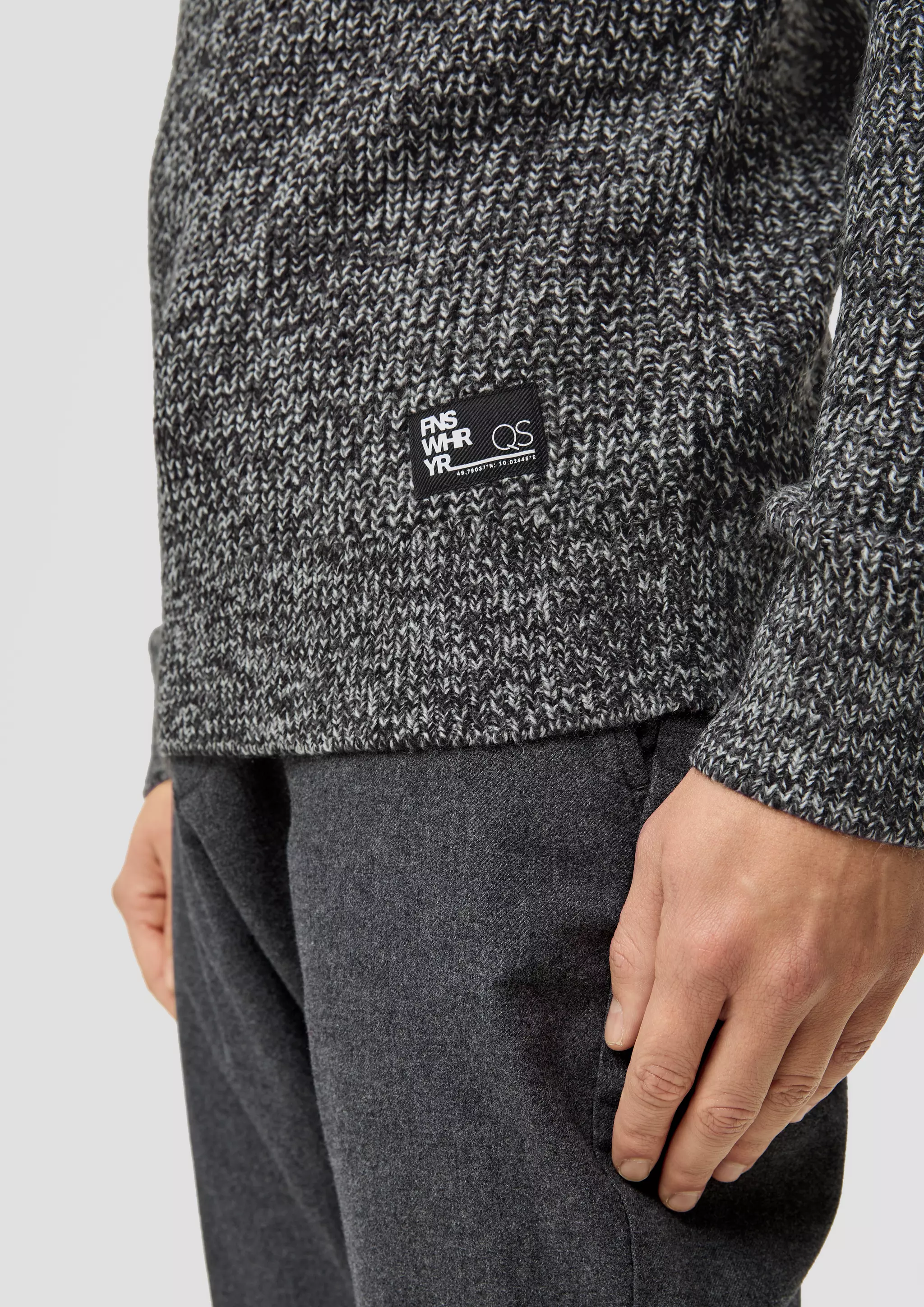 99W0
