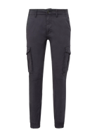 9852