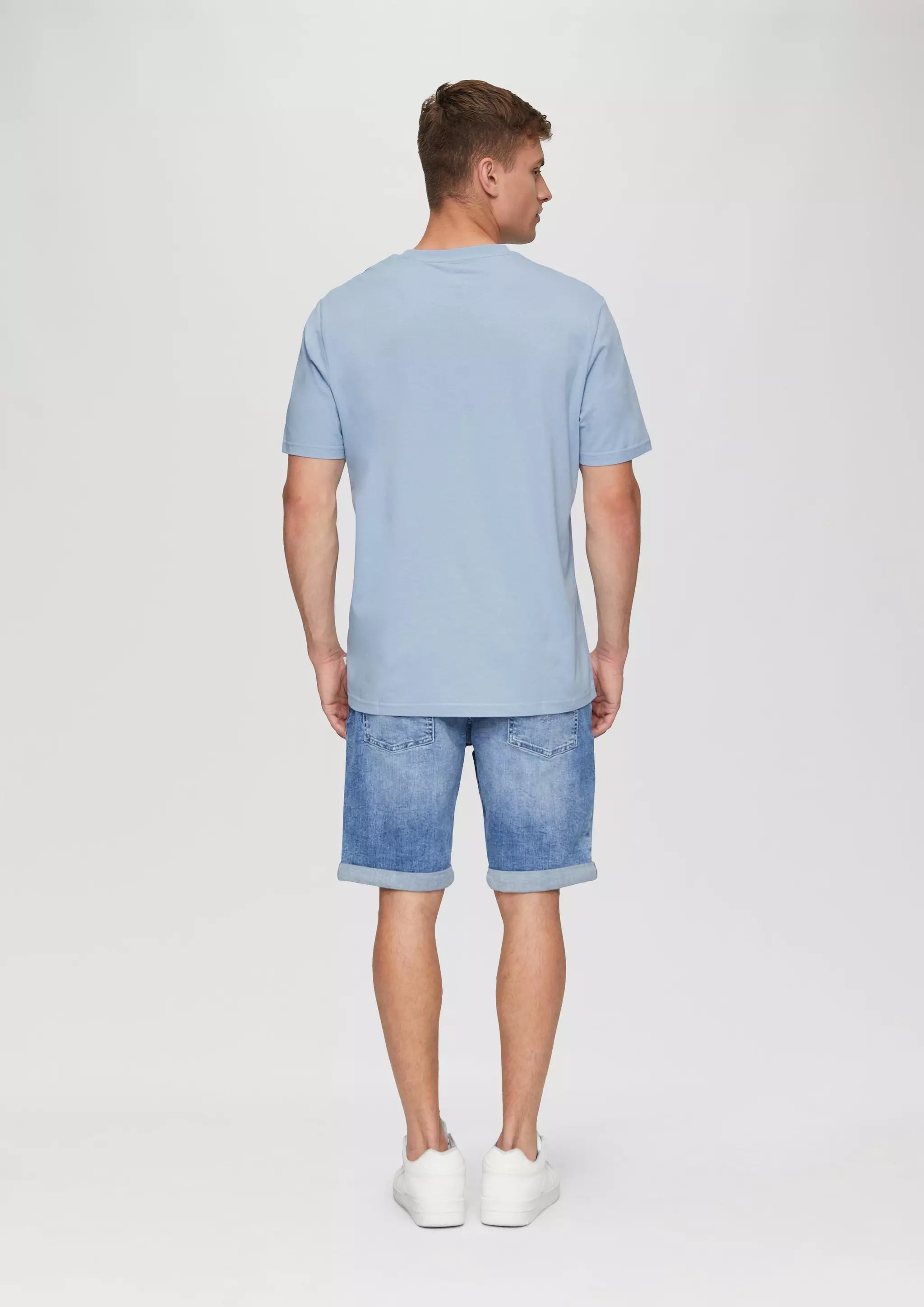53D0