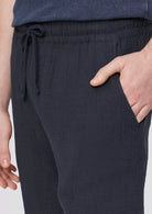 5884