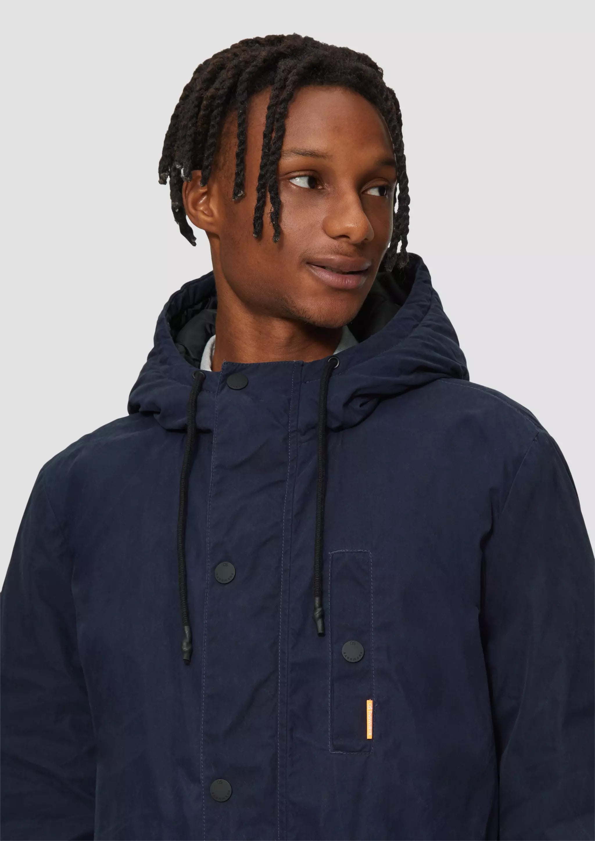 5883
