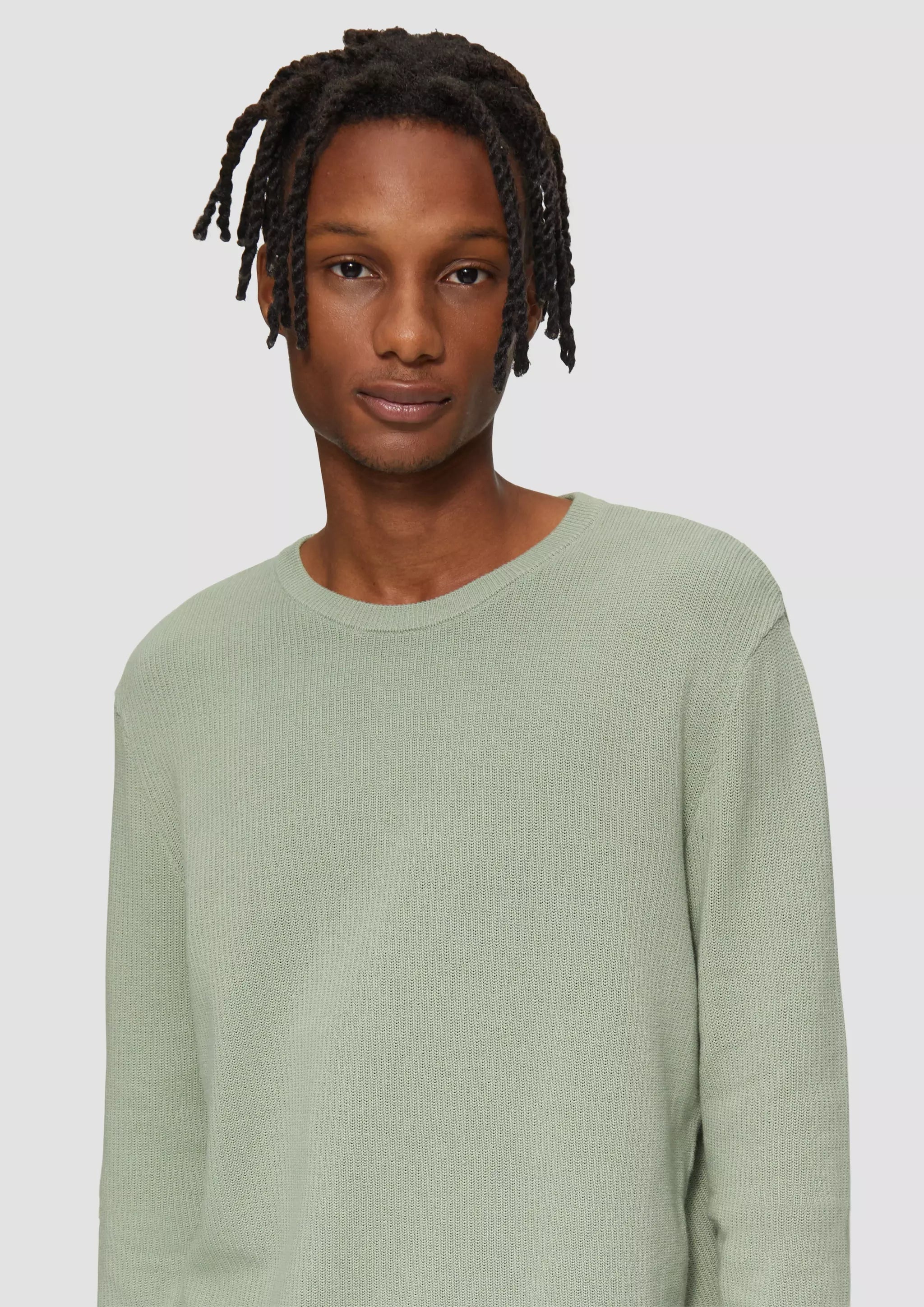 7219