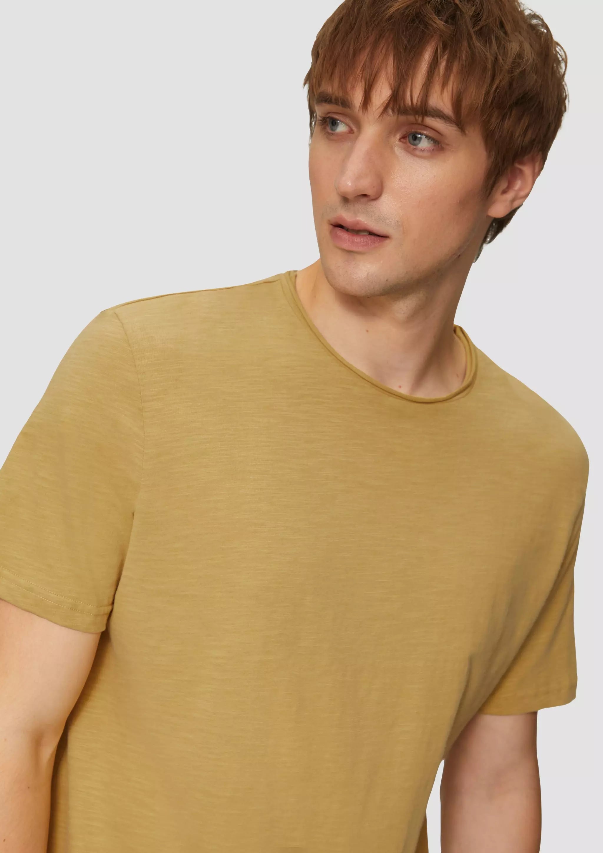 1602