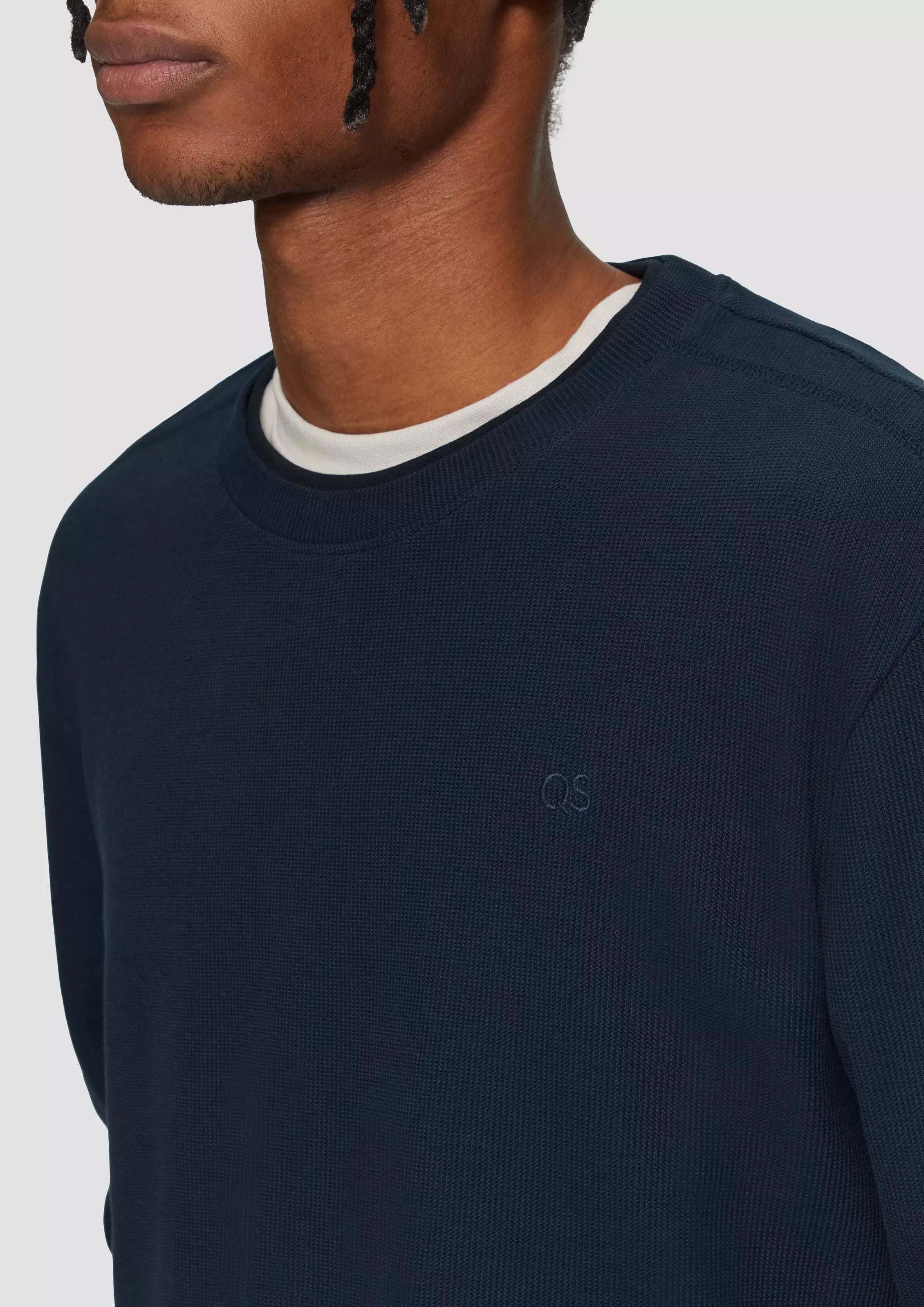 57L0
