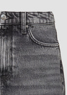 97Y4