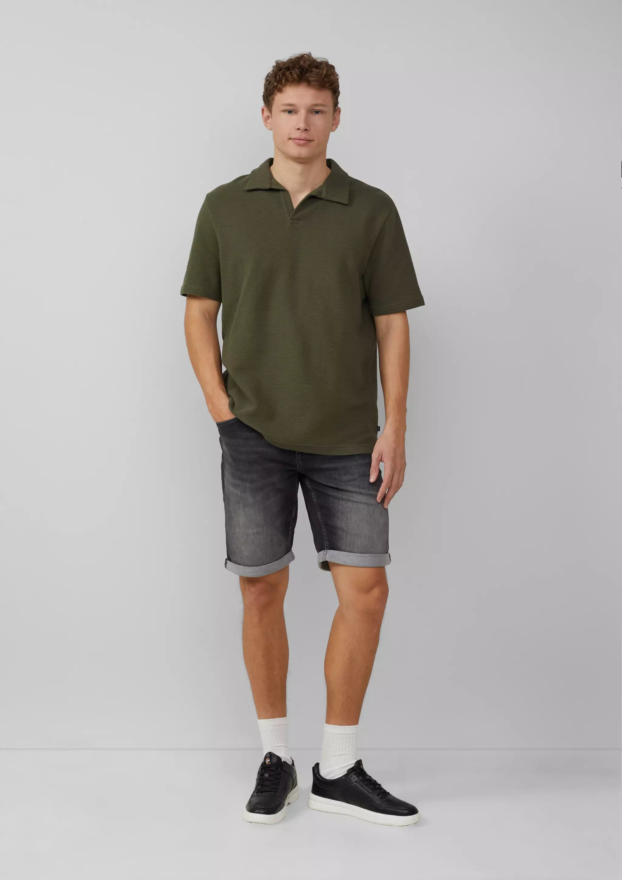 7934