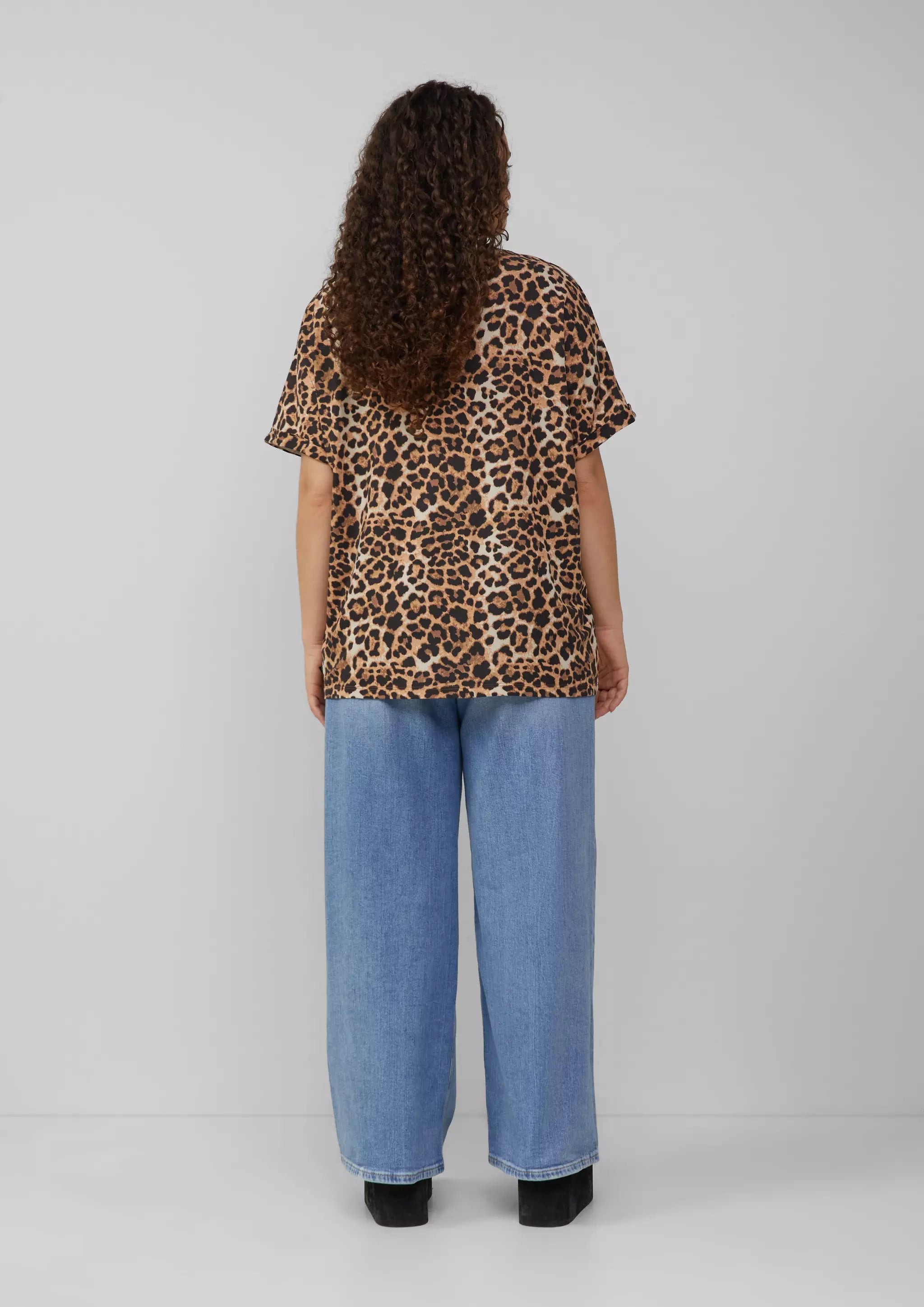 99A9