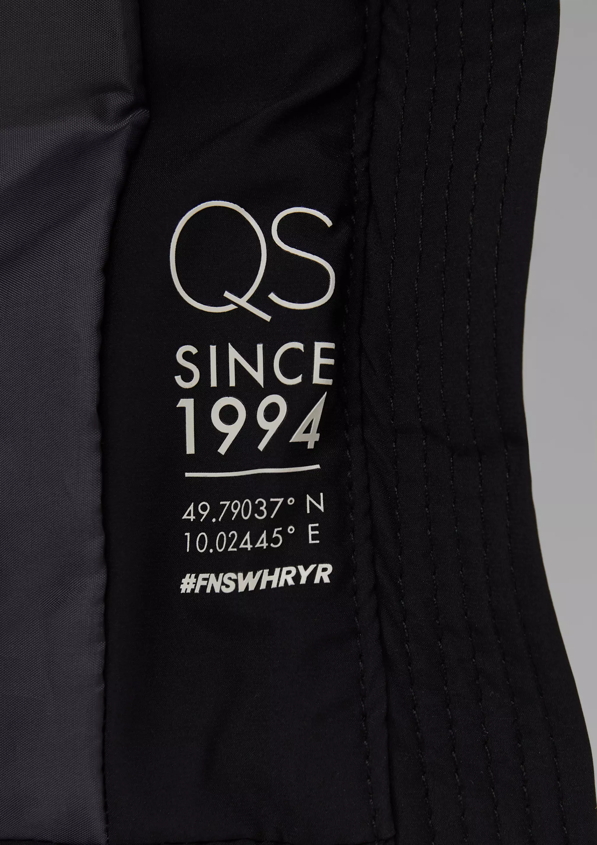9999
